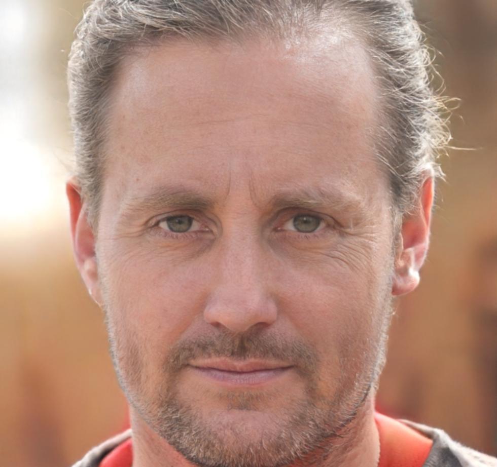 Enrique Mendoza, Director de Análisis Financiero